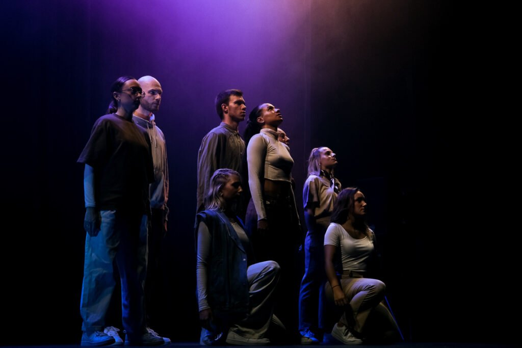 Photo du spectacle de la compagnie DaSquad à Lentilly. Photo de Johan Richomme.